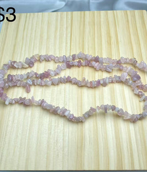 rose quartz chips string