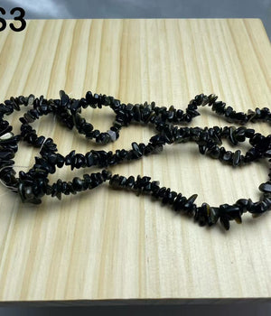golden obsidian chips string